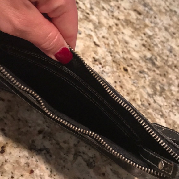 Purse - Picture 2 of 2